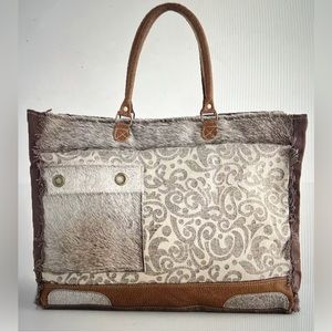 BRAND NEW MYRA BUCKLE WEEKENDER BAG